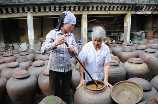 Ban soy sauce village in Hung Yen
